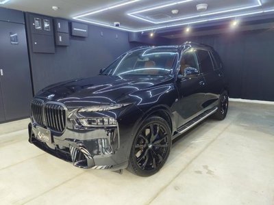 صورة 1 لـ 2025 BMW X7