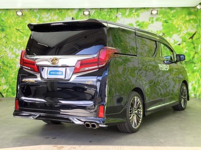 TOYOTA ALPHARD - 4
