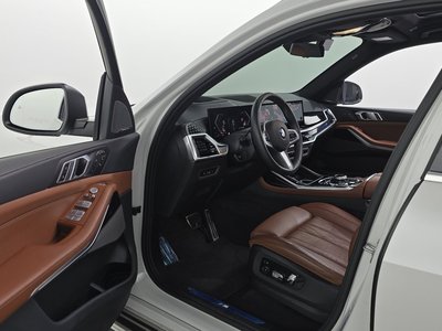 2024 BMW X7 thumbnail 13