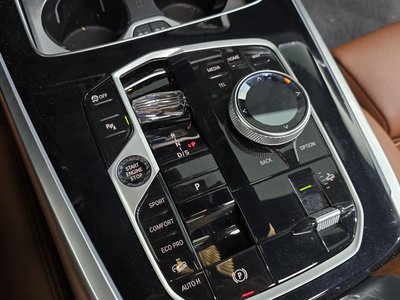2024 BMW X7 thumbnail 12
