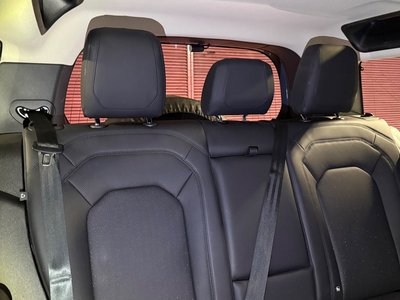 LAND ROVER DEFENDER - 5