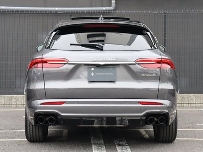 صورة 9 لـ 2023 Maserati GRECALE