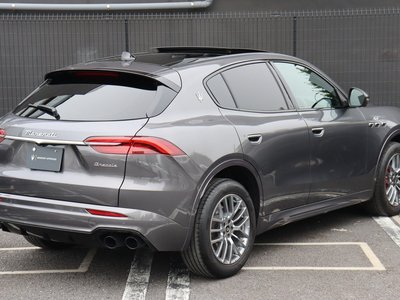 صورة 4 لـ 2023 Maserati GRECALE
