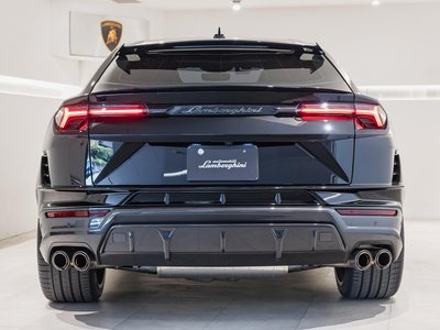 LAMBORGHINI URUS - 7