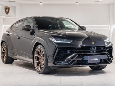 LAMBORGHINI URUS - 1