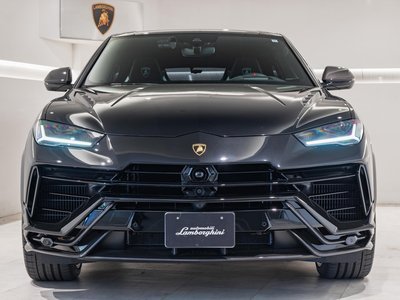 LAMBORGHINI URUS - 4