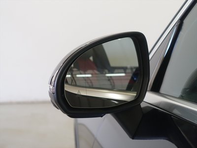 MERCEDES-BENZ GLC - 6