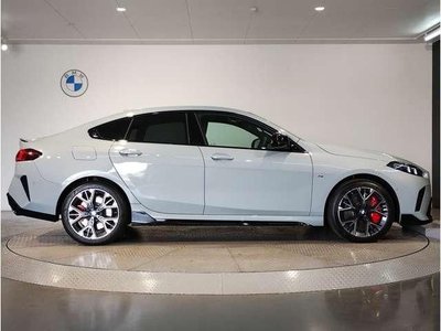 2025 BMW 2 SERIES photo 4