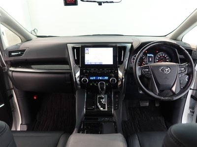 TOYOTA ALPHARD - 8