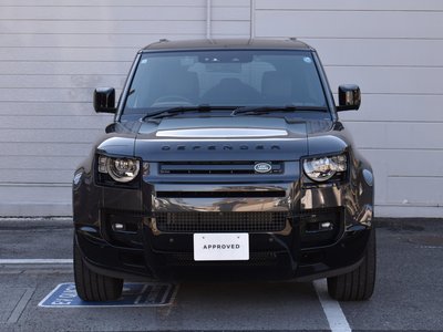 LAND ROVER DEFENDER - 4