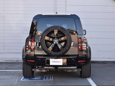 LAND ROVER DEFENDER - 5