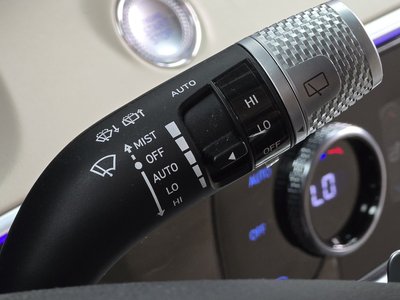 2021 Genesis GV70 — миниатюра 22