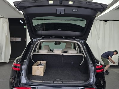 2021 Genesis GV70 — миниатюра 26