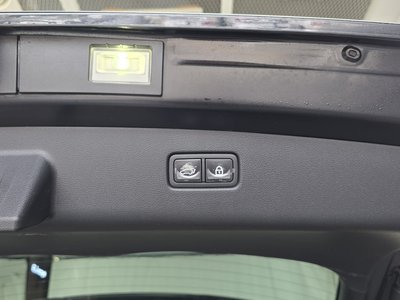 2021 Genesis GV70 — миниатюра 29