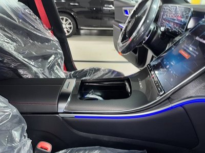 2025 Mercedes-BENZ GLC photo 9