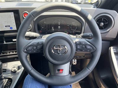 TOYOTA GR YARIS - 8