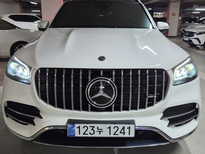 MERCEDES-BENZ GLS - 1