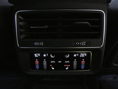 صورة مصغرة 56 لـ 2025 AUDI Q8
