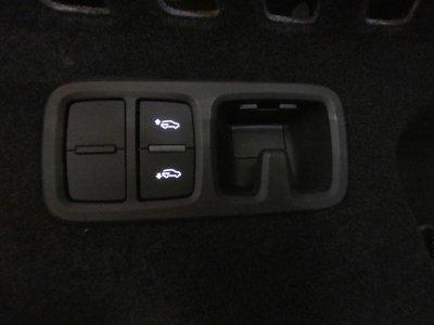 صورة مصغرة 39 لـ 2025 AUDI Q8