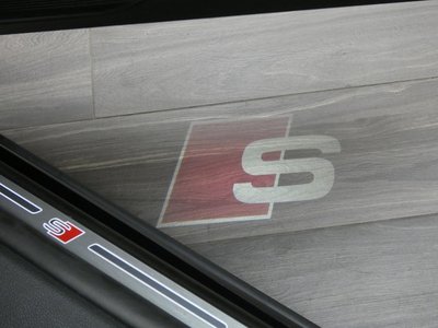 صورة مصغرة 25 لـ 2025 AUDI Q8