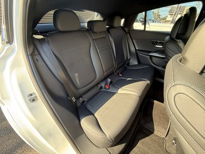 صورة مصغرة 30 لـ 2025 Mercedes-BENZ GLC