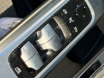 صورة مصغرة 28 لـ 2025 Mercedes-BENZ GLC