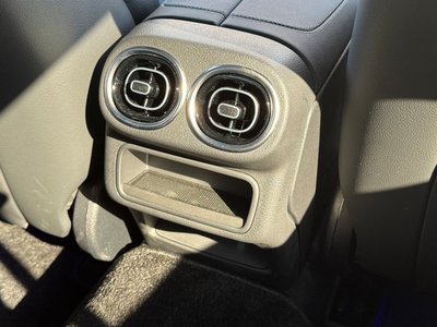 صورة مصغرة 37 لـ 2025 Mercedes-BENZ GLC