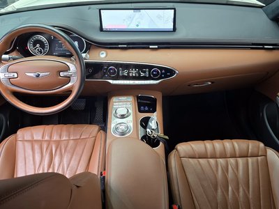 صورة 4 لـ 2021 Genesis GV70