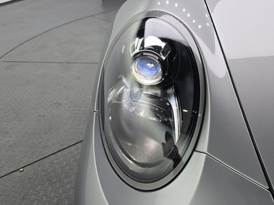 PORSCHE 911 - 9