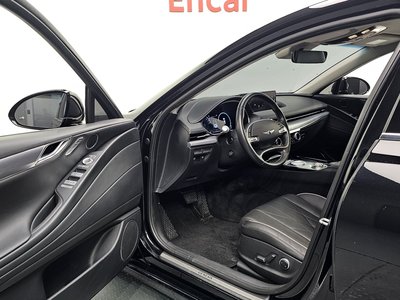 GENESIS G80 (RG3) - 10