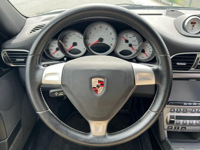 PORSCHE 911 - 9