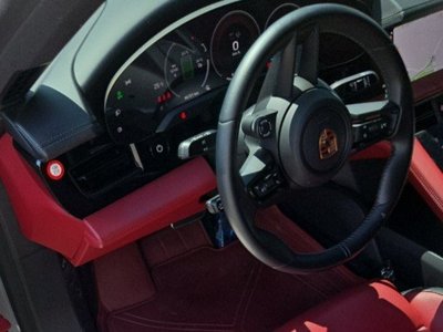 2024 Porsche TAYCAN 照片 4
