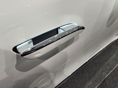 2025 Mercedes-BENZ E-CLASS — миниатюра 16