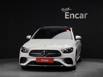 MERCEDES-BENZ E-CLASS - 2