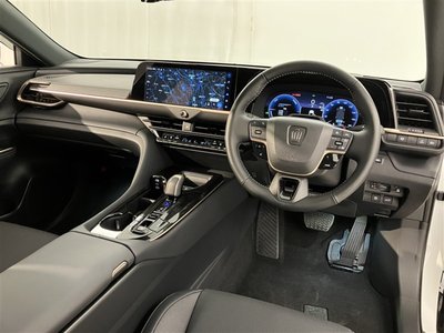 TOYOTA CROWN SPORT - 5