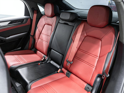 2025 Porsche CAYENNE 缩略图 17