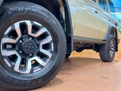 2025 Toyota LAND CRUISER 70 — миниатюра 13