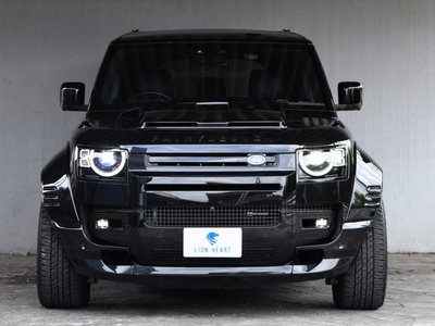 LAND ROVER DEFENDER - 2