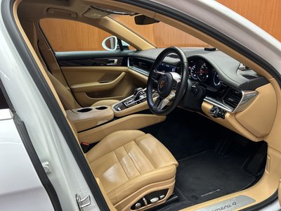 PORSCHE PANAMERA - 6