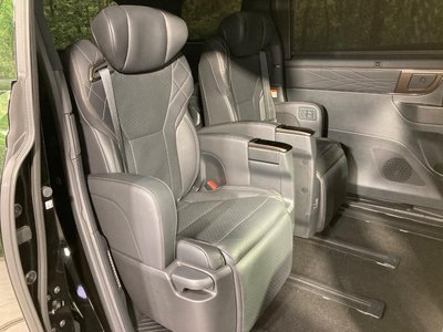 TOYOTA VELLFIRE - 9