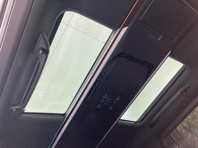 TOYOTA VELLFIRE - 3