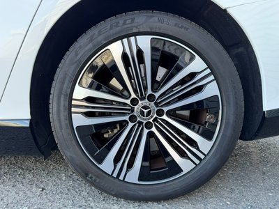 صورة مصغرة 14 لـ 2025 Mercedes-BENZ EQS