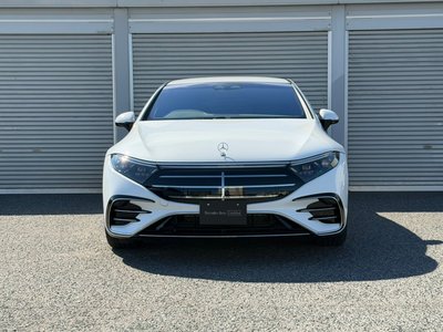 MERCEDES-BENZ EQS - 5