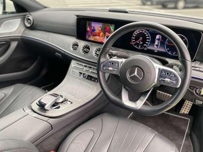 MERCEDES-BENZ CLS - 4