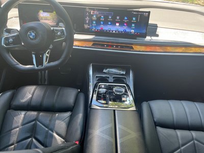 صورة 5 لـ 2023 BMW 7 SERIES