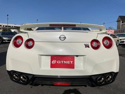 NISSAN GT-R - 5