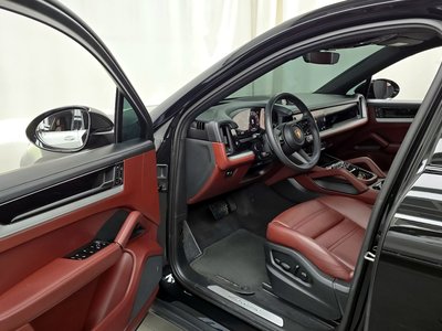 PORSCHE CAYENNE - 10