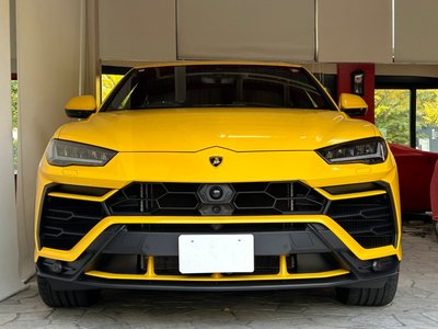 LAMBORGHINI URUS - 7