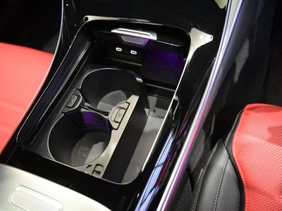 2025 MERCEDES-BENZ C-CLASS — миниатюра 47