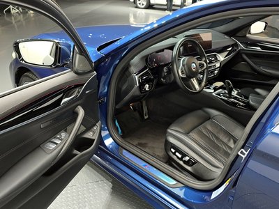 BMW 5 SERIES - 10